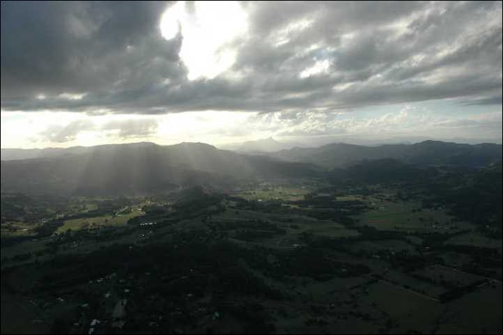 Mt_Warning_Skyscape.jpg