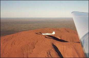 Uluru.jpg Uluru.jpg