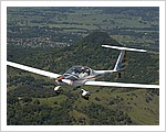 Dimona_Glider_Flying_Byron_Bay_Mt_Chincogan.jpg