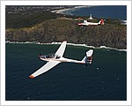 Gliders_Flying_over_Byron_Bay_Lighthouse.jpg