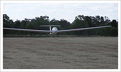 Grob Landing
