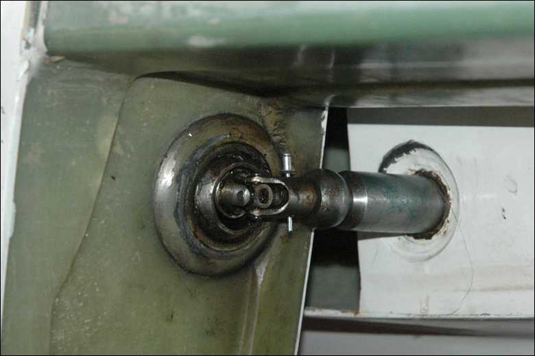Dimona_II_Wing_Coupling.jpg
